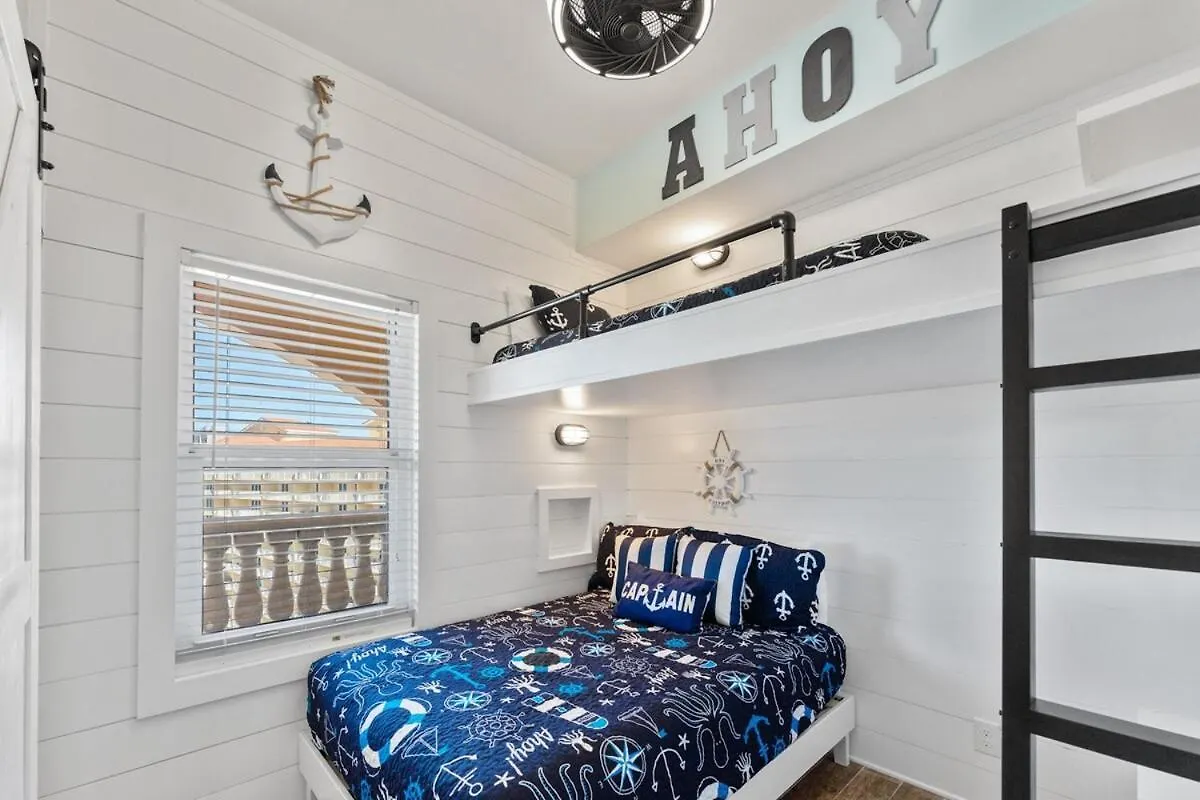 Calypso 2308 West Penthouse Views Totally Remodeled Panama City Beach