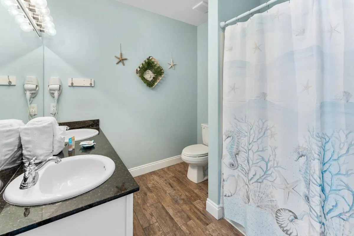 Calypso 2308 West Penthouse Views Totally Remodeled Panama City Beach Apartment